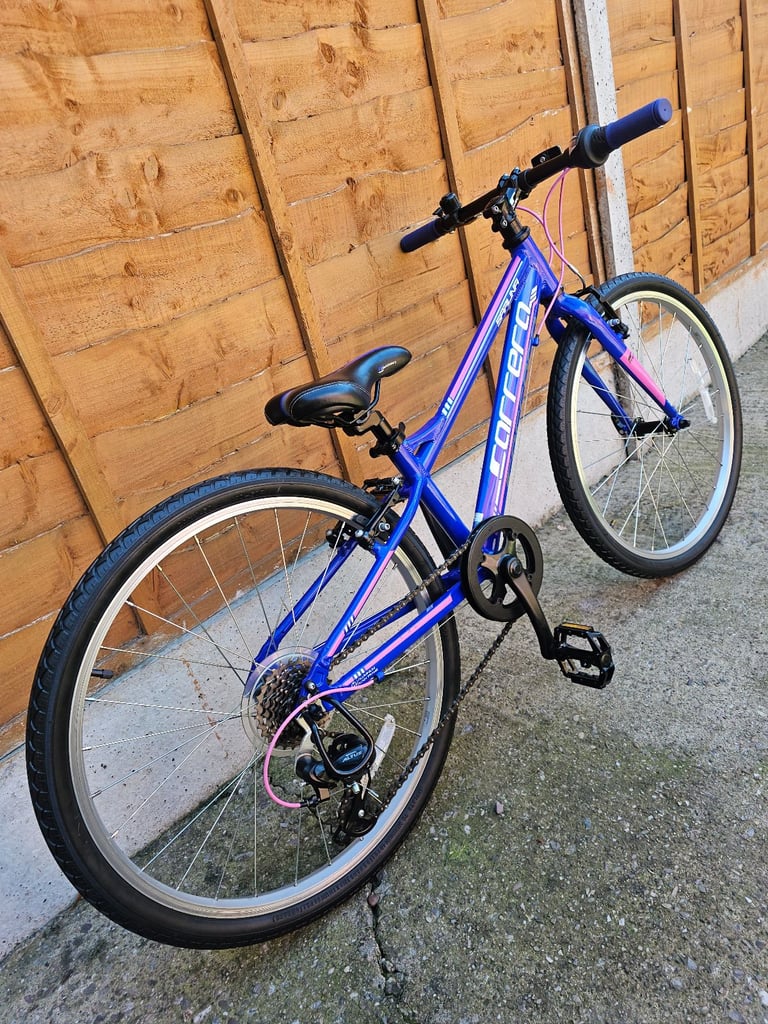 BIKE 24" WHEEL CARRERA LIGHTWEIGHT 7-SPEED HYBRID - Age Range 7-11 Years £135