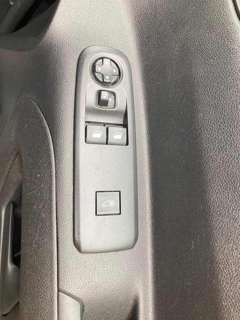 2021 Citreon Berlingo XL 3 seats 1.5 BlueHDi 950Kg Enterprise 92k/1 owner/FSH NO VAT