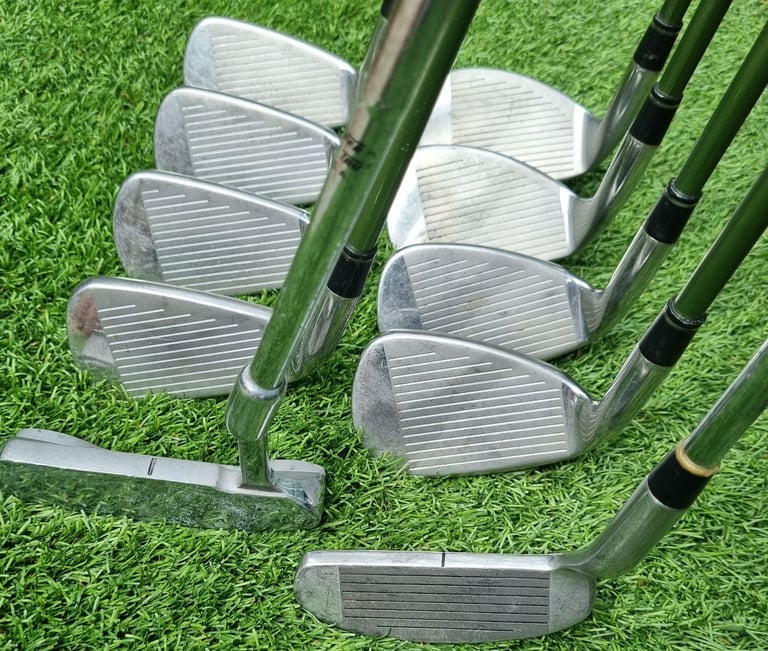LADIES - ADAMS OVATION 4-SW - Lite Graphite, putter, chipper, driver, 3W & 5W - BARGAIN