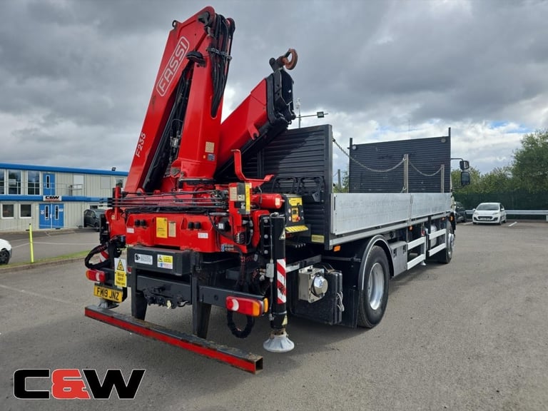 2019(19) FA LF 230 4x2 DROPSIDE REAR MOUNTED CRANE