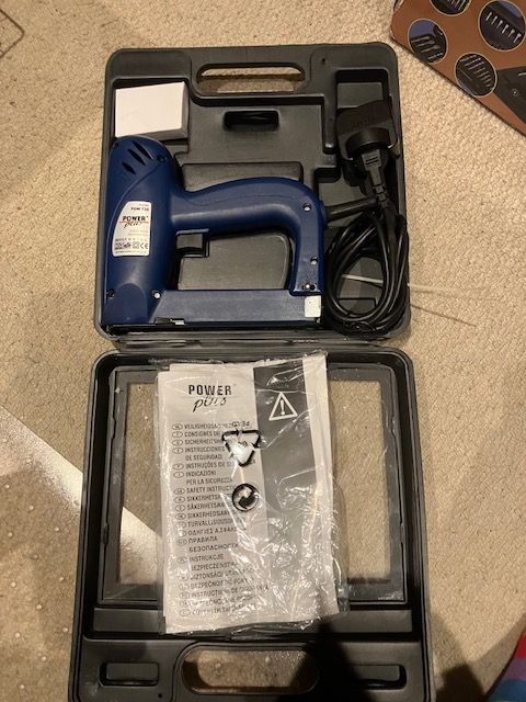 Powerplus 735 Electric Staple Gun  (Unused) in box with Staples
