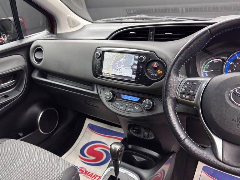 2015 Toyota Yaris 1.5 Hybrid Icon 5dr CVT HATCHBACK PETROL/ELECTRIC Automatic