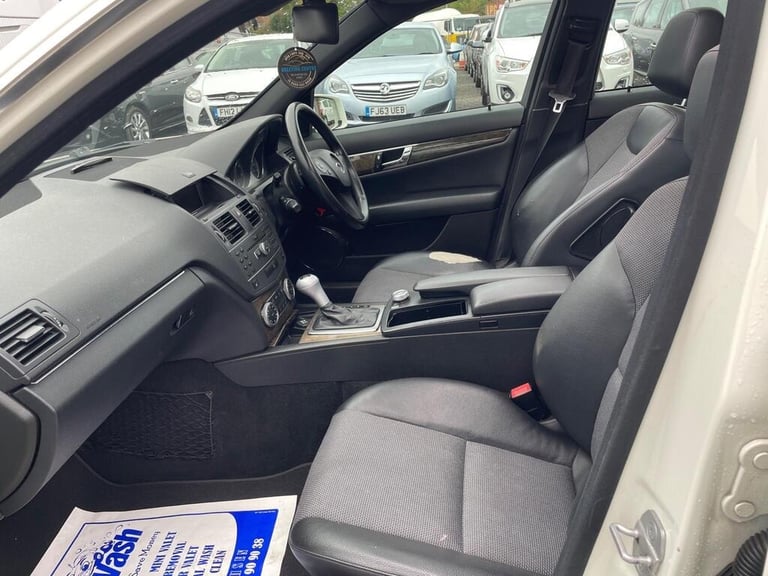 2011 MERCEDES C CLASS C220 CDI SPORT + PAN ROOF + LOW MILES + ALLOYS * 