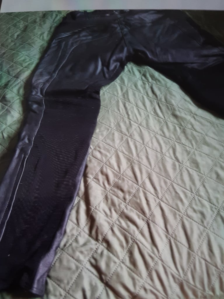  Frank Thomas ladies bike jacket, leather trousers, leather armoured gloves