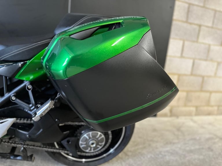 Stunning Low Mileage 2023/23 Kawasaki Ninja H2 SX Motorcycle 