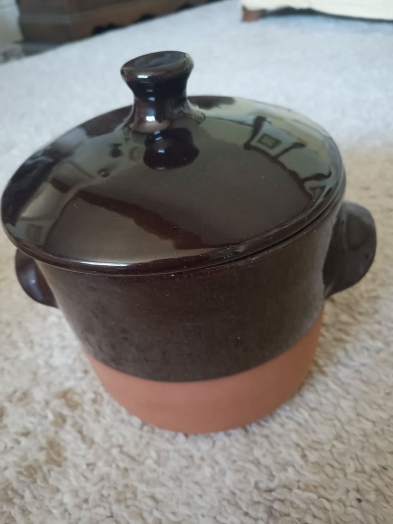 image for VINTAGE ROYAL BARUM WARE HOT POT - C H BRANNAM LTD