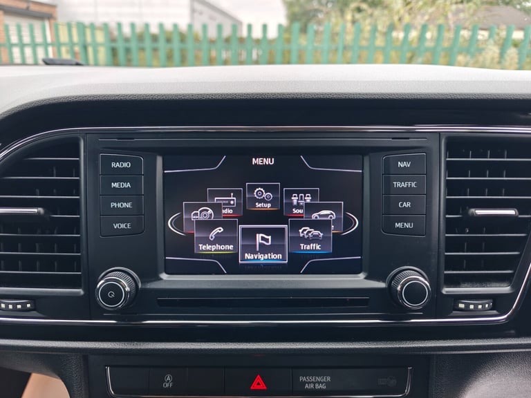 2013 SEAT Leon 1.2 TSI SE 5dr [Technology Pack] HATCHBACK Petrol Manual