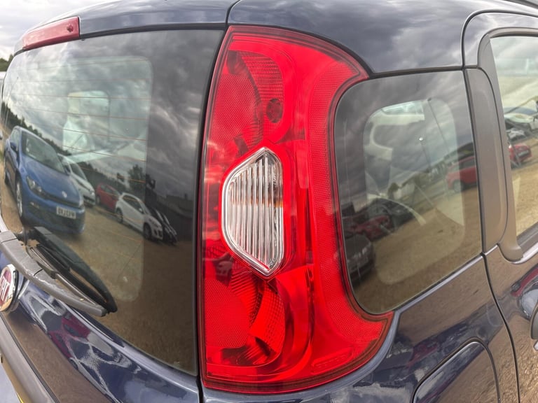 2015 Fiat Panda 1.2 Easy + Euro 6 5dr HATCHBACK Petrol Manual