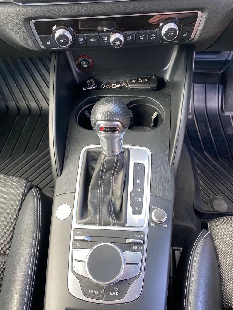 Audi, A3, Saloon, 2016, Semi-Auto, 1968 (cc), 4 doors