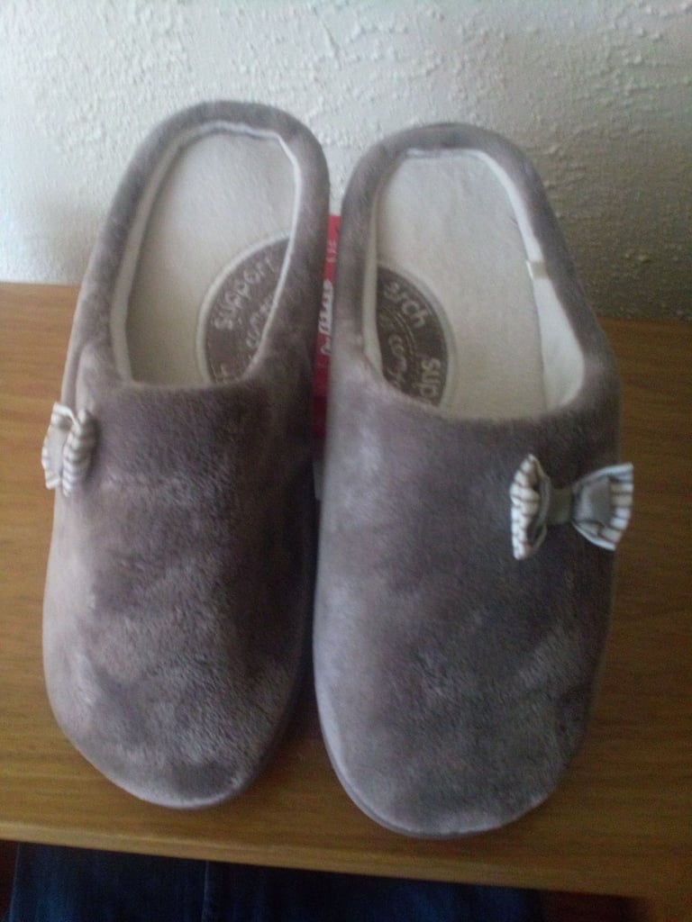 image for M&S ladies slippers