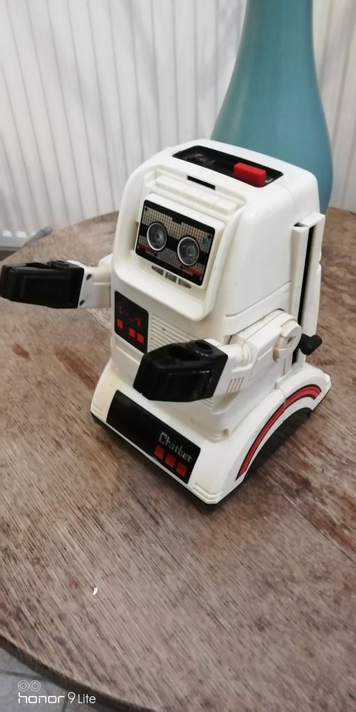 Vintage Tomy Chatbot Robot 80s 