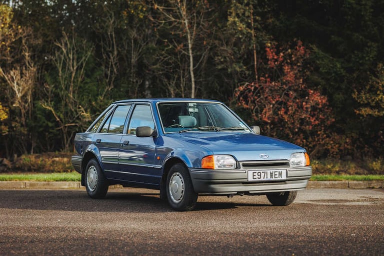 image for  Ford ESCORT 1.6 GL Manual