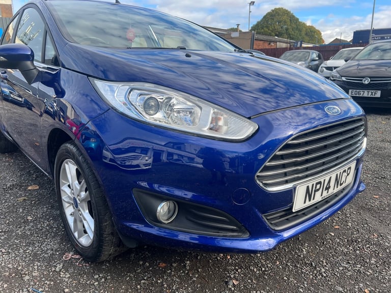 2015 Ford Fiesta 1.6 Zetec 5dr Powershift HATCHBACK Petrol Automatic