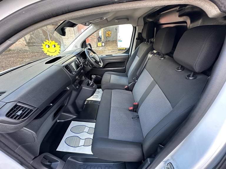 2023 Peugeot Expert 2.0 BlueHDi 1400 Professional Premium + Standard Panel Van MWB Euro 6 6dr PAN...