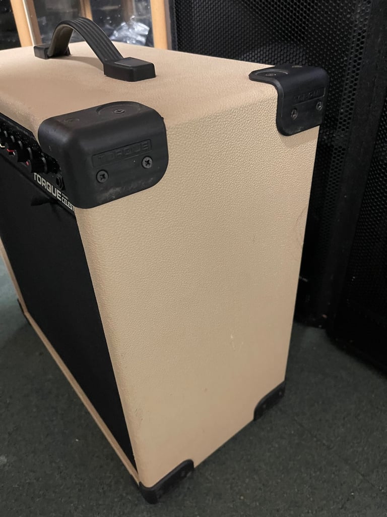 Torque T100ar Acoustic/vocal guitar amplifier Combo Amp 100watt By Celestion