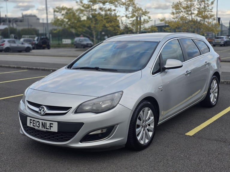 2013 Vauxhall Astra 1.7 CDTi ecoFLEX SE Sports Tourer Euro 5 (s/s) 5dr ESTATE Diesel Manual