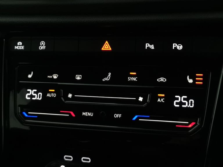 2022 Volkswagen T-Roc 1.5 TSI R-Line 5dr DSG HATCHBACK PETROL Automatic