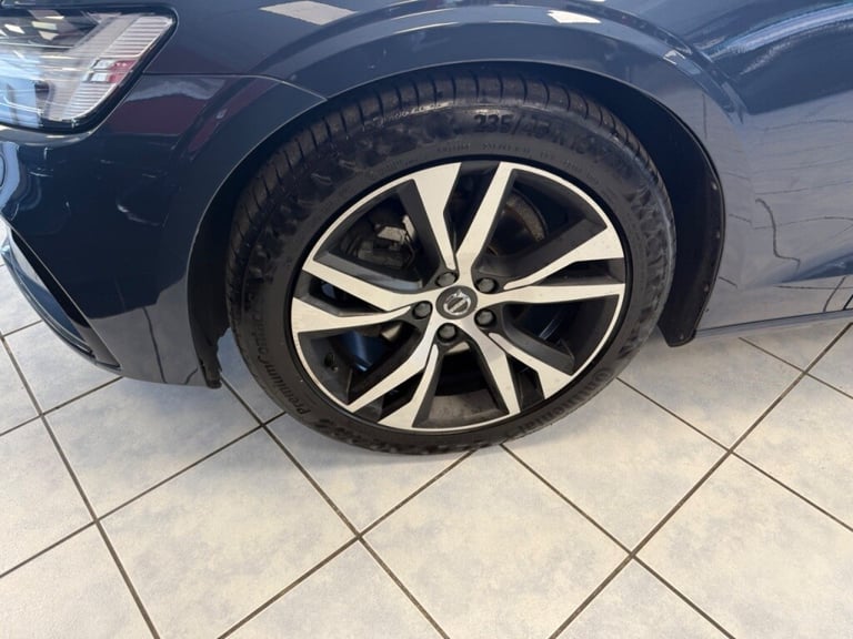 Volvo V60 2.0 D4 [190] R DESIGN Pro 5dr Auto Diesel
