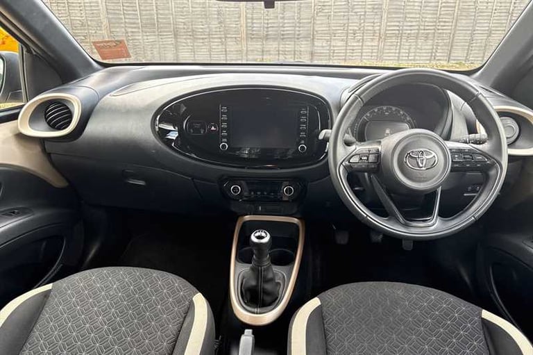 2022 Toyota Aygo X 1.0 VVT-i Edge Hatchback 5dr Petrol Manual Euro 6 (s/s) (72 ps) Hatchback Petr...