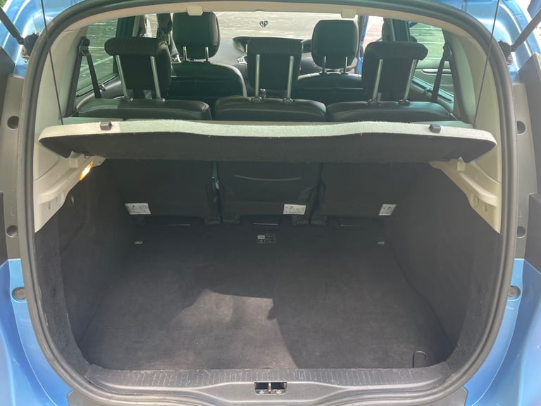RENAULT SCENIC 1.5 DCI 