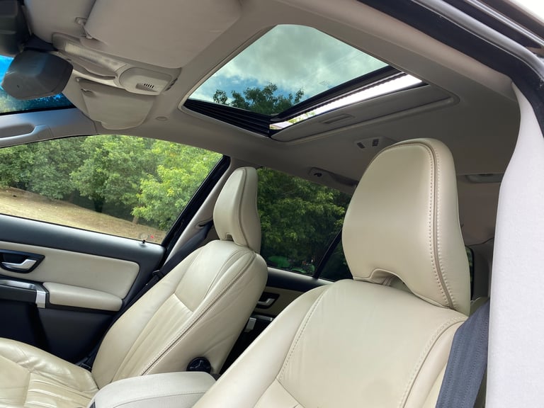 2012 Volvo XC90 2.4 D5 [200] SE 5dr Geartronic 7 SEATS Diesel