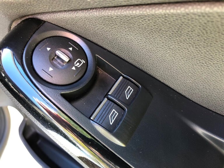 Ford Fiesta TITANIUM