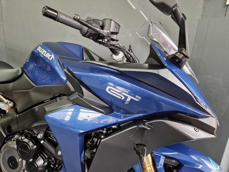 2022 Suzuki GSXS-1000 GT