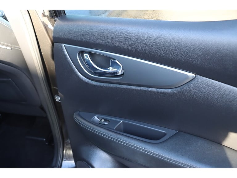 2019 Nissan Qashqai DIG-T Tekna SUV Petrol Manual