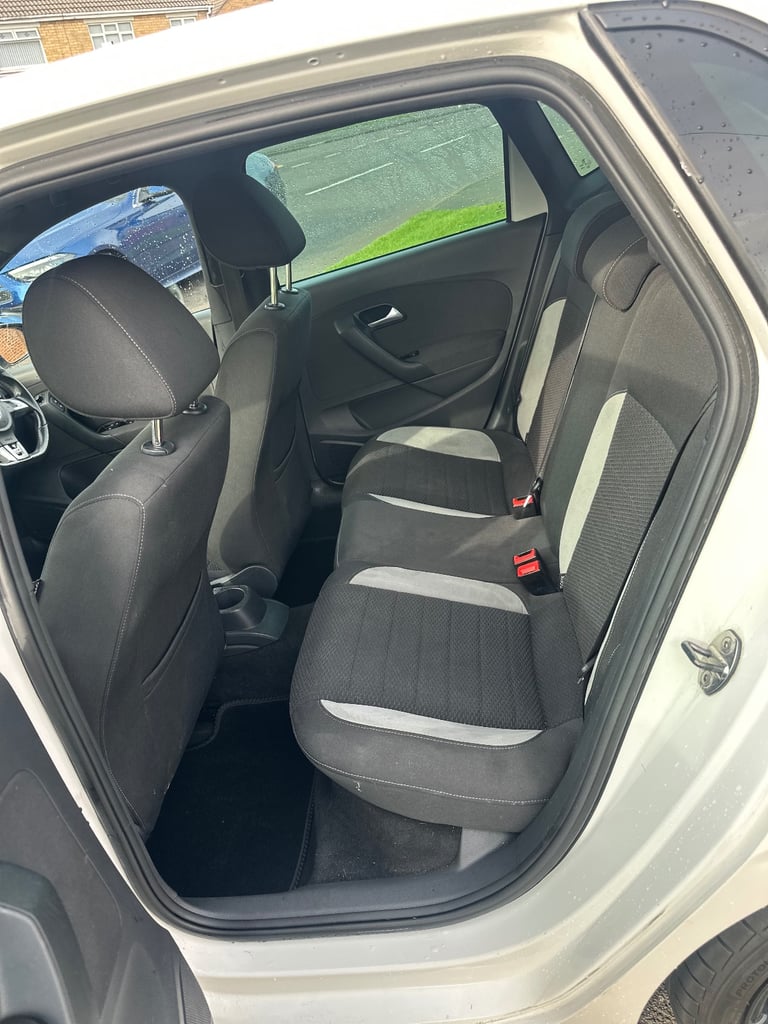 Volkswagen, POLO, Hatchback, 2013, Manual, 1197 (cc), 5 doors