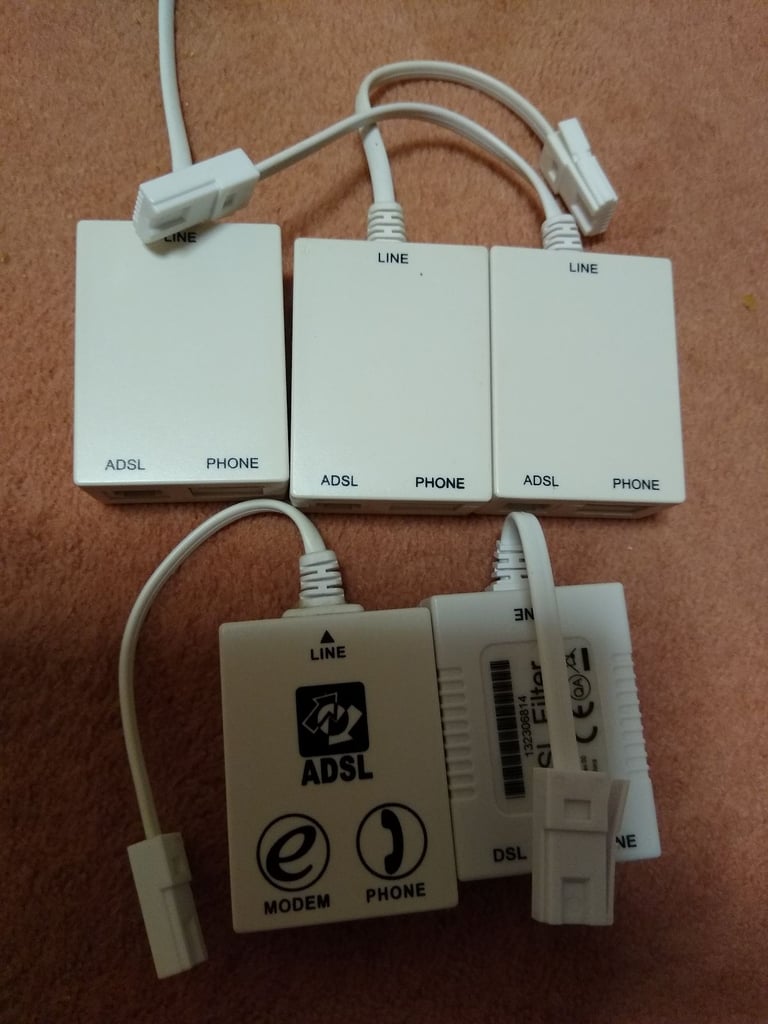 Various computer connectors 