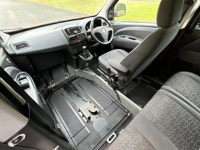  1.6 Multijet 95 Easy 5dr, Wheelchair Accessible Vehicle, WAV