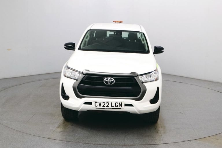 2022 Toyota Hilux 2.4 D-4D Active Pickup Double Cab 4WD 150 BHP Euro 6 ULEZ Free PICKUP Diesel Ma...