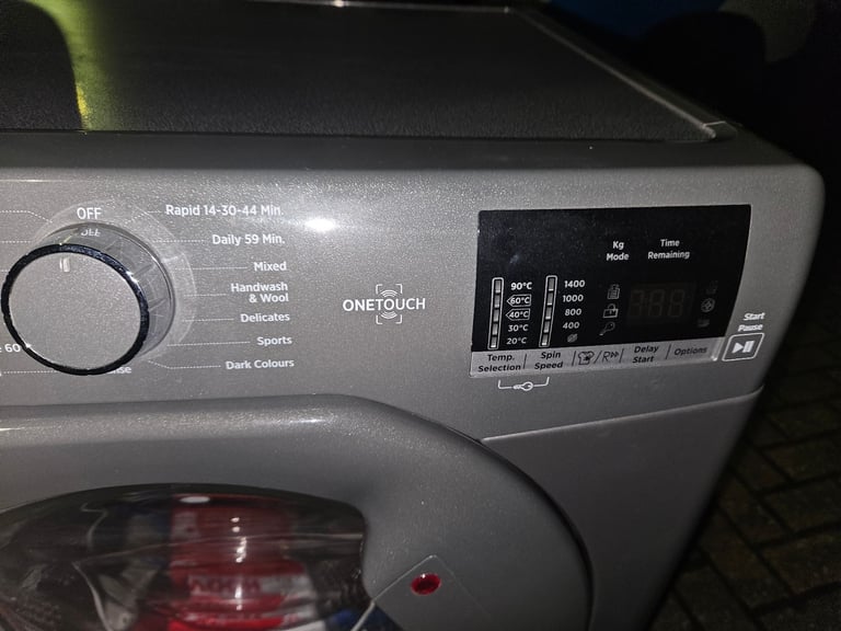 Fully functional 9kg washing machine for sale like new 