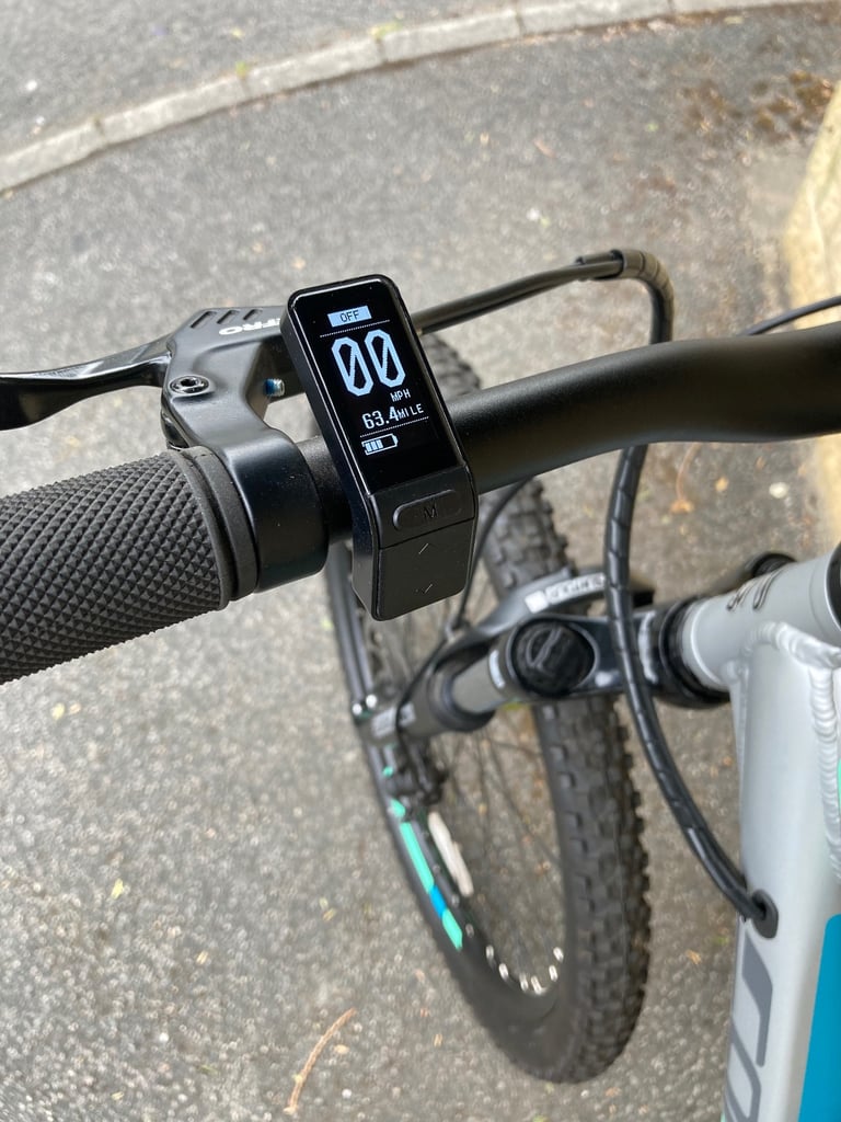 Carrera Vengeance E Electric Mountain Bike 27.5 as good as new