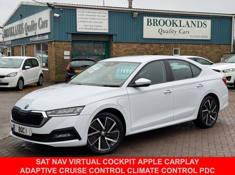 image for 2021 Skoda Octavia 1.4 TSI iV 13kWh SE Technology Hatchback 5 Door Moon White Petrol Plug-in H Ha...