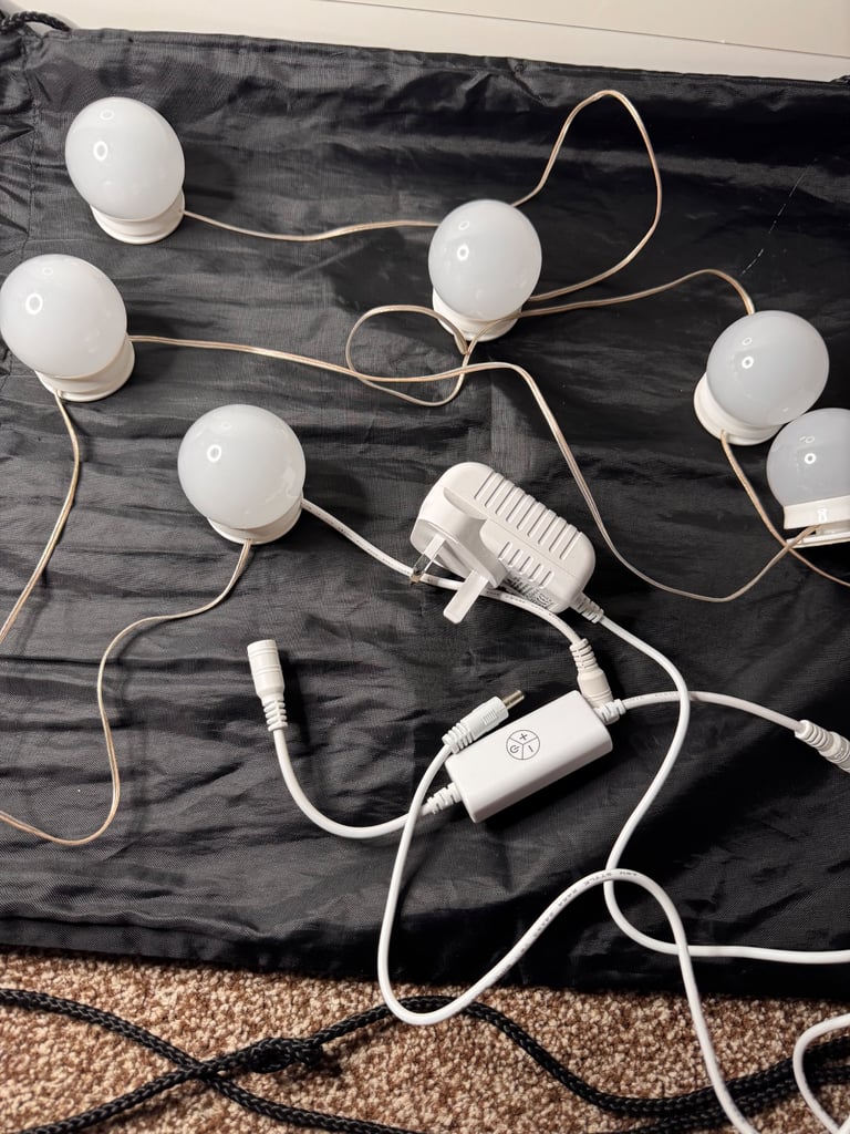 AUFWH LED 5V Makeup Mirror Light Bulb