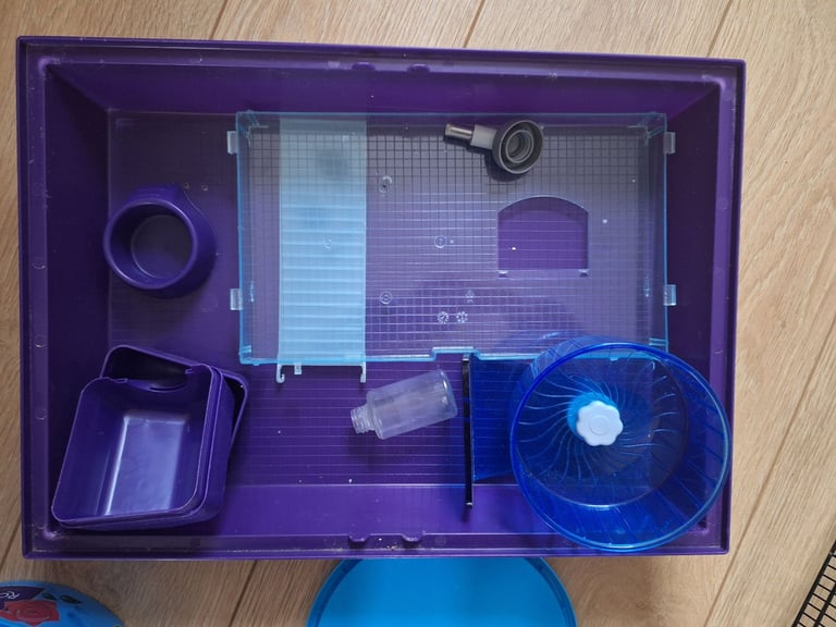 Hamster cage and accessories 