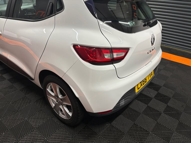 2016 Renault Clio 1.2 16V Play 5dr HATCHBACK Petrol Manual