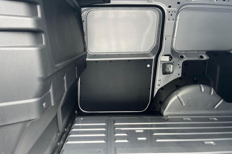 2025 Ford Transit Connect 250 Trend AUTO L2 LWB 1.5 EcoBoost PHEV 150ps, BLUETOOTH, REAR PARKING ...