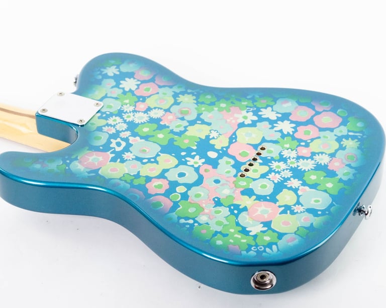 Fender CIJ Blue Flower Telecaster 1999