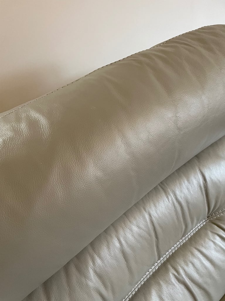 DFS Electric Reclining Sofa and Armchair Suite with Footstool (Immaculate)