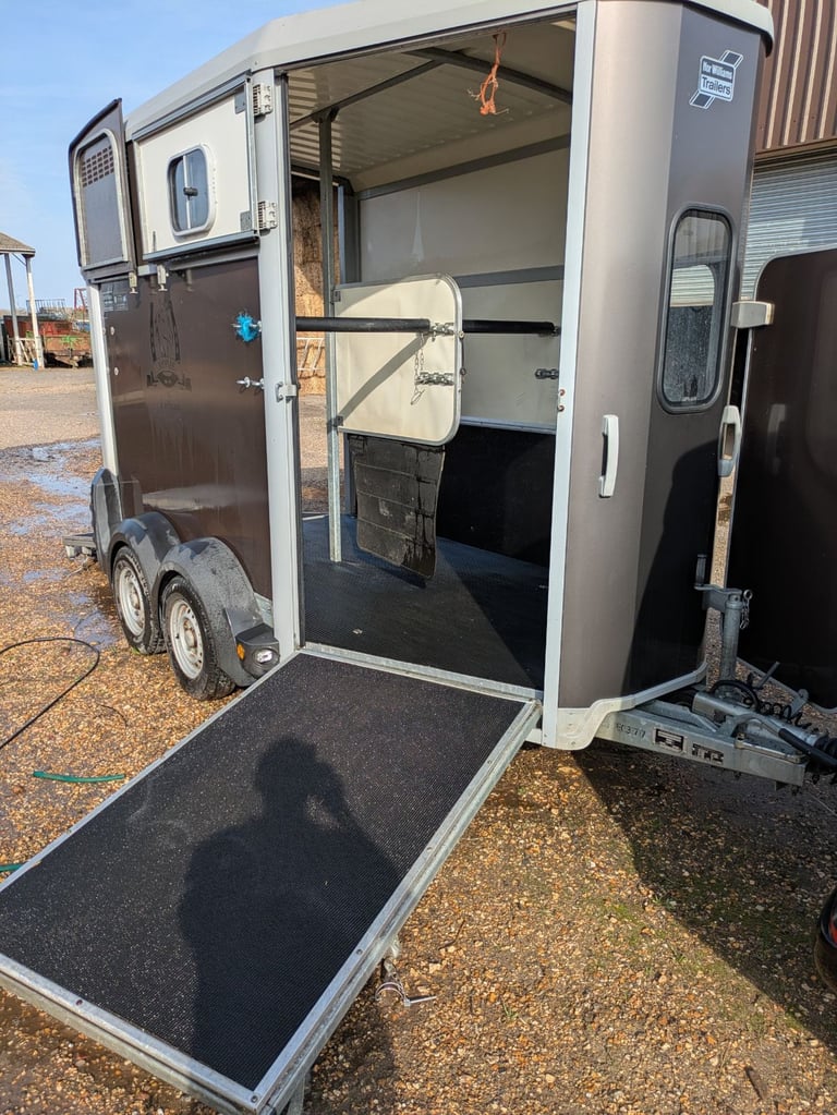 ifor williams horse box