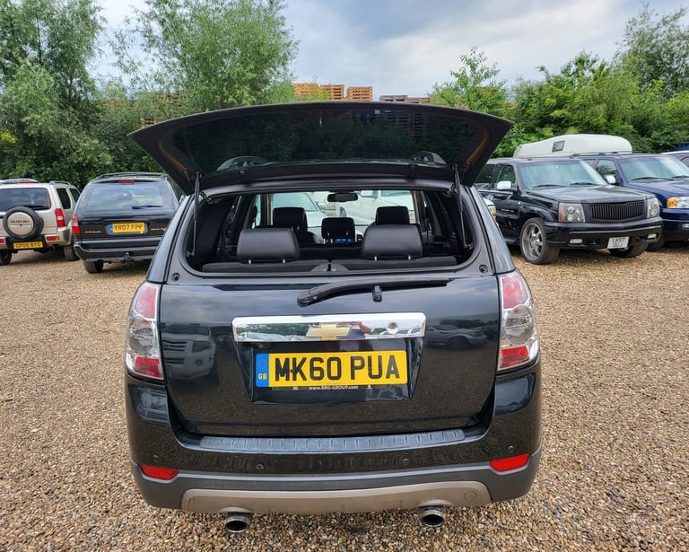 2010 CHEVROLET CAPTIVA 2.0 VCDi LTZ 5 DOOR 7 SEATER AUTOMATIC BLACK