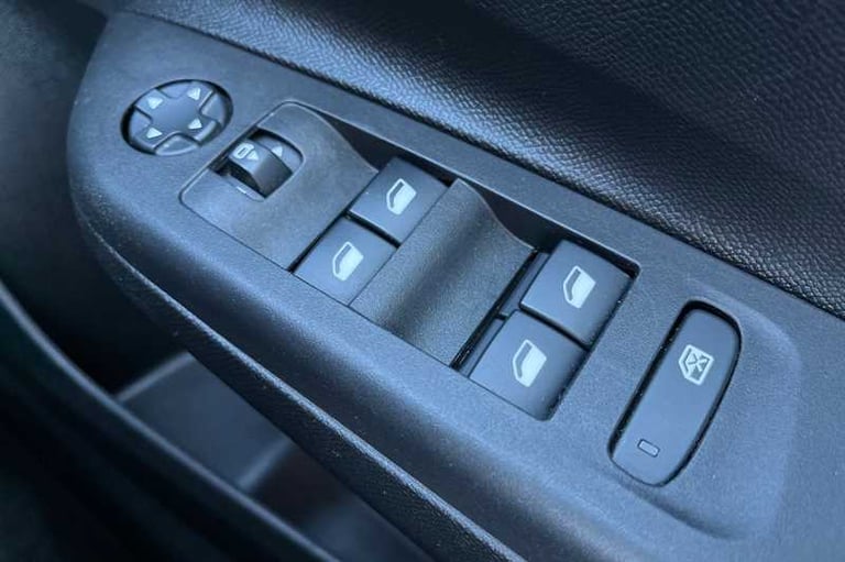 2022 Vauxhall Corsa 1.2 Elite Edition 5dr HATCHBACK PETROL Manual