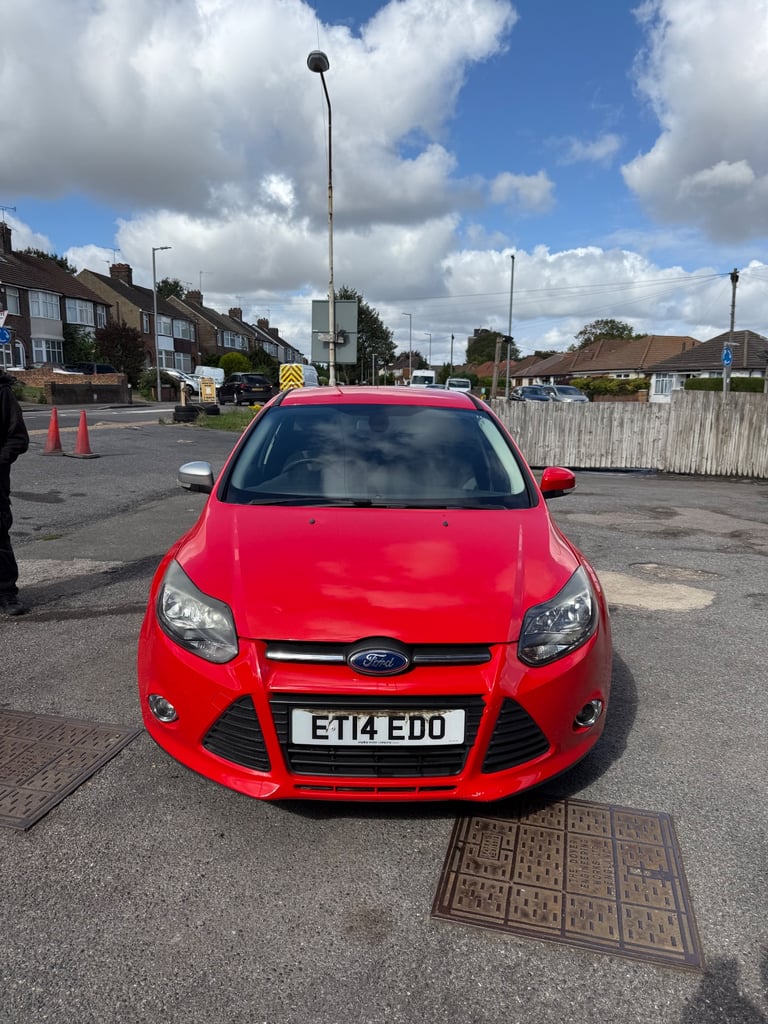 Ford, FOCUS, Hatchback, 2014, Manual, 998 (cc), 5 doors