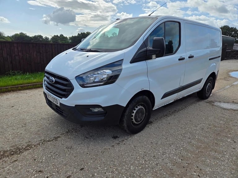 image for Ford TRANSIT CUSTOM 300LEADER