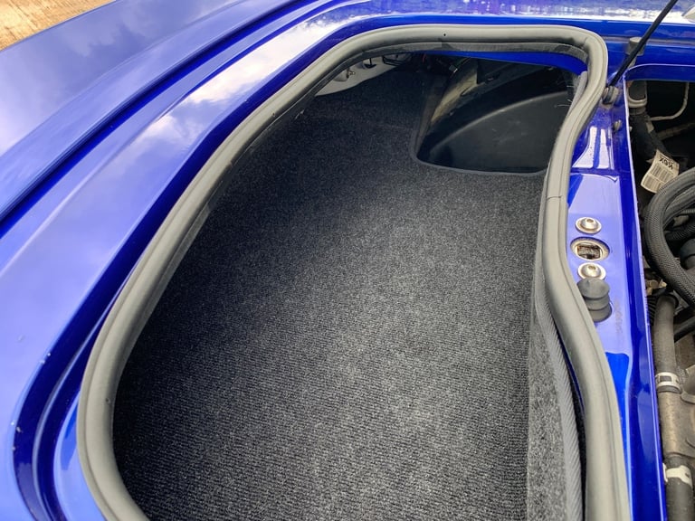 2005 Vauxhall VX220 2.0 i Turbo 16v Targa 2dr CONVERTIBLE Petrol Manual