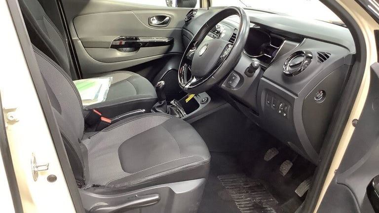 Renault Captur 1.5 dCi ENERGY Dynamique S Nav SUV 5dr Diesel Manual Euro 6 (s/s)