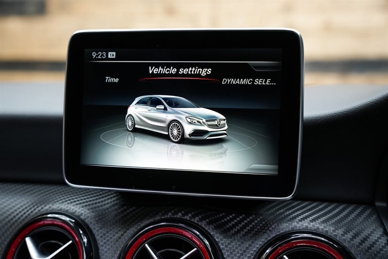 2015 Mercedes-Benz AMG A 45 4MATIC PREMIUM Hatchback Petrol Automatic