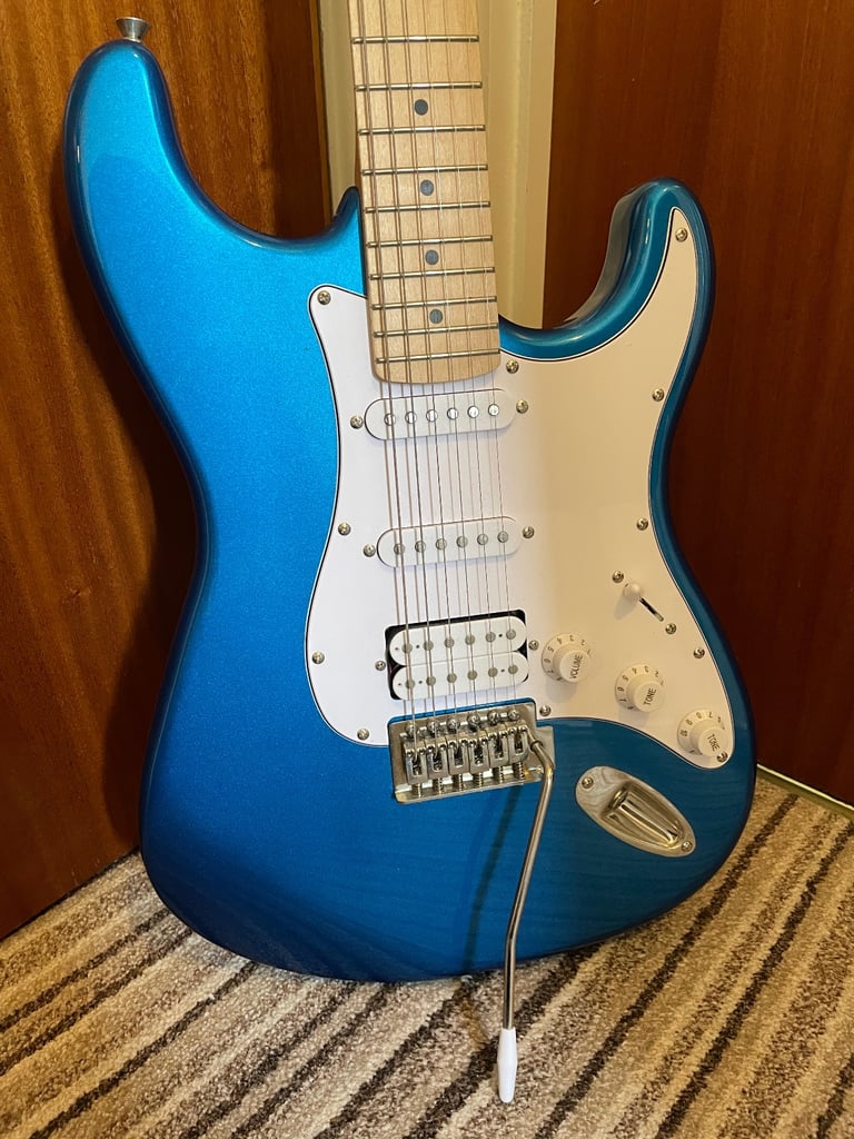 Antiquity strat electric blue 